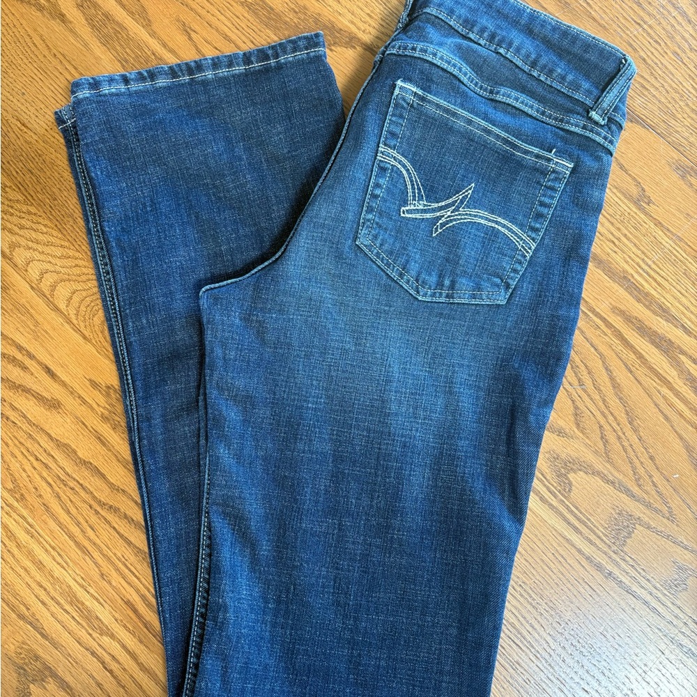 Wrangler women’s bootcut jeans. Sz 7x 36.  Excellent condition.